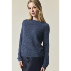 LEXINGTON STRIK BLUE.