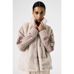 GARCIA FAKE FUR VEST SOFT IVORY.